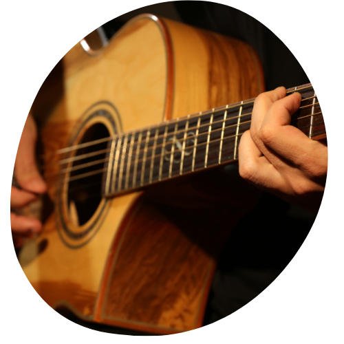 Guitar sessions at Lolo