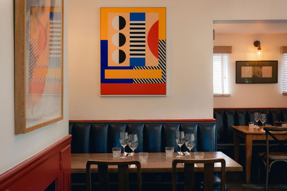 Swan inn pub esher surrey table bookings