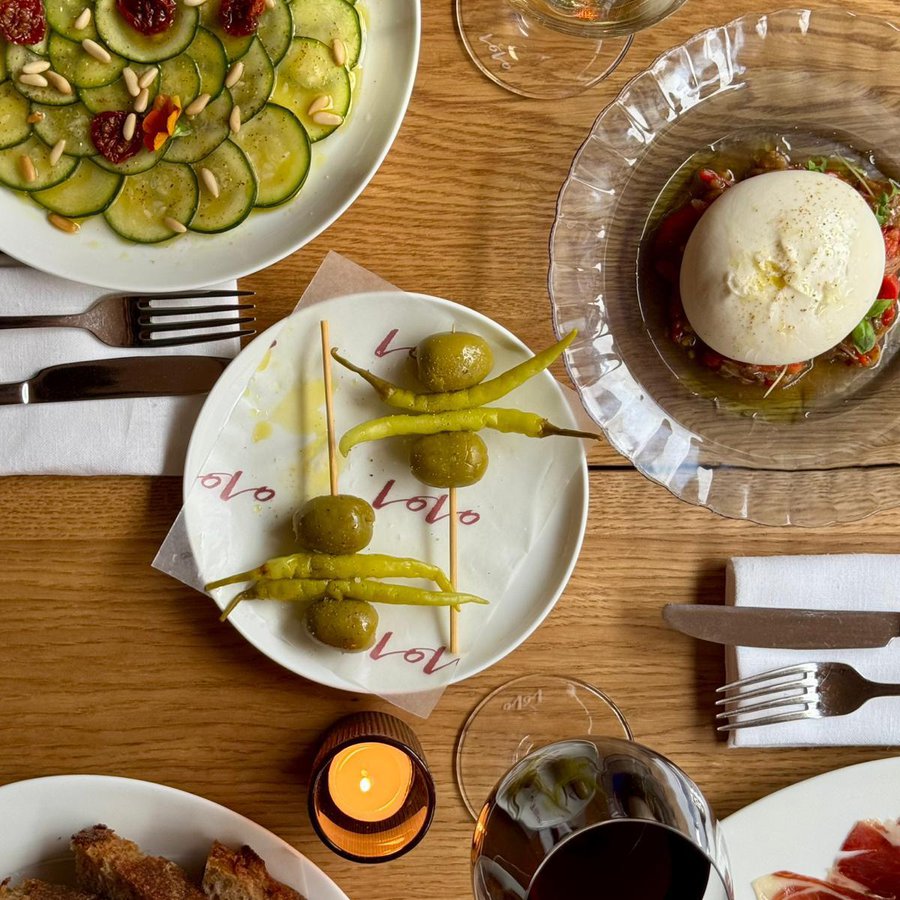 WhatsApp Image 2025-11-25 at 18.00.45 (22).jpeg